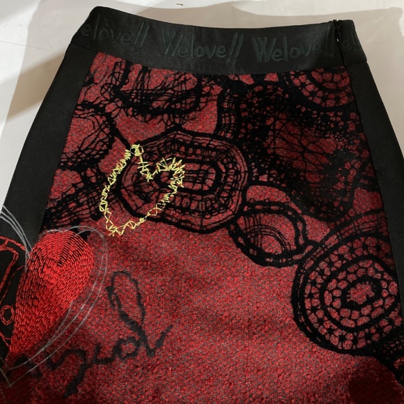 Desigual Women’s Tweed Skirt Size 34 Red Black Paisley Velvet Patterned Artsy - Picture 4 of 5